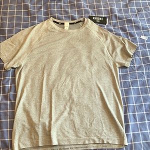 Rhône Versatility Seamless Short Sleeve activewear